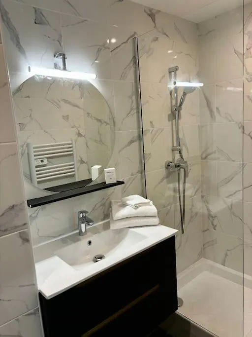 L'Olivier - Calme, Chaleureux, Proche Transports Apartment Lyon